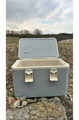 18 LT Taşınabilir Soğutucu Kamp Dolabı