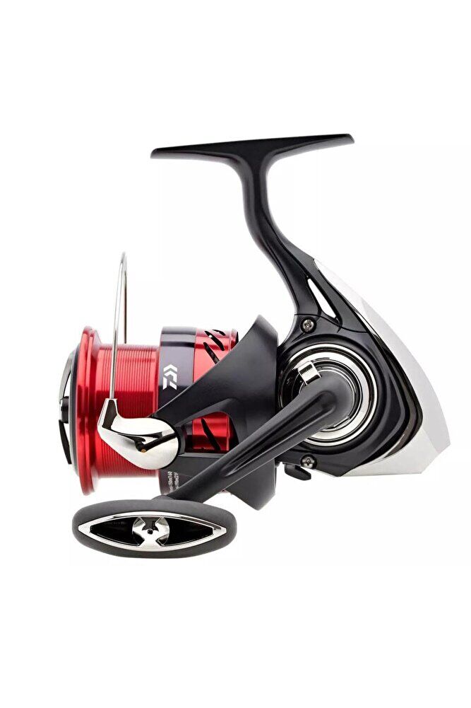 Daiwa Ninja 23 LT 3000 C Spin Olta Makinesi